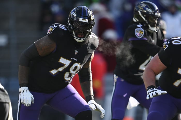 Baltimore Ravens right tackle Morgan Moses (78).